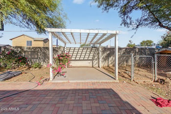 4657 N 79th Dr, Phoenix, AZ 85033
