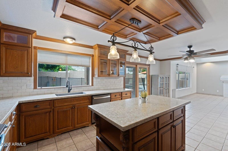4658 Kelly Dr, Gilbert, AZ 85234