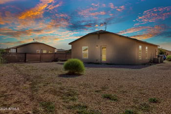 466 Baskin Dr, Morristown, AZ 85342