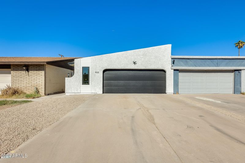 466 E Royal Palms Dr, Mesa, AZ 85203