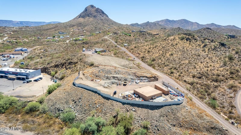 46605 Black Canyon Hw, New River, AZ 85087