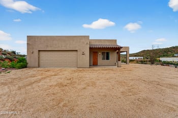 46607 35th Ave, New River, AZ 85087