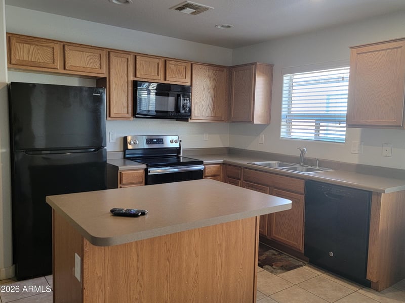 4661 Jadeite Dr, San Tan Valley, AZ 85143