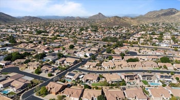 4662 Fallen Leaf Ln, Glendale, AZ 85310