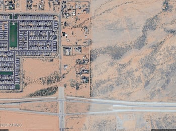 46638 Mckenzie Rd, San Tan Valley, AZ 85140