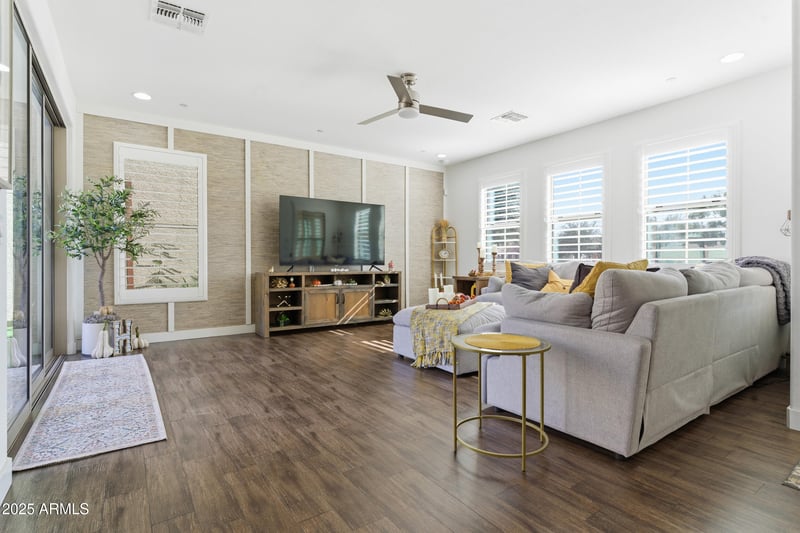 4665 Wildhorse Dr, Gilbert, AZ 85297