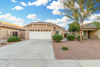 4669 Alamo St, San Tan Valley, AZ 85140