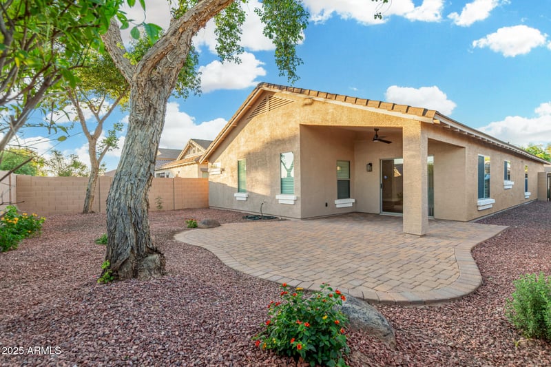 4669 Alamo St, San Tan Valley, AZ 85140