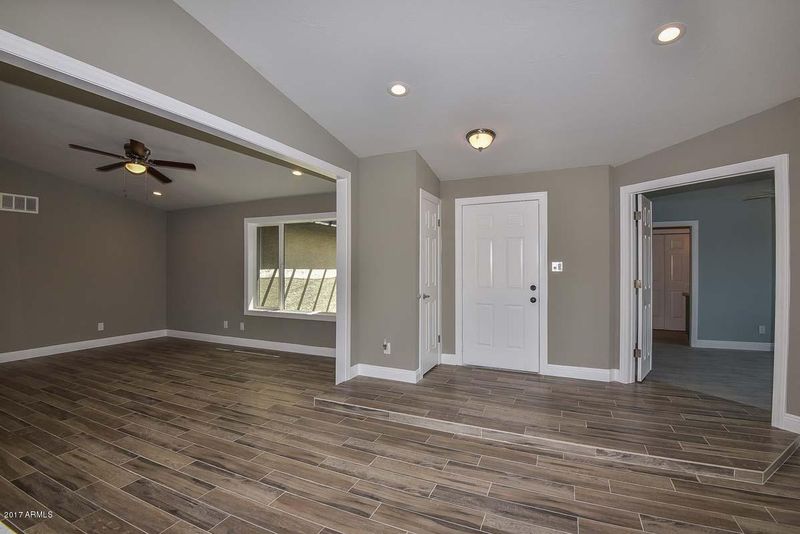 4672 W Juniper Ave, Glendale, AZ 85306