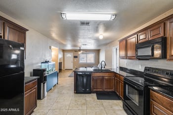 468 Glade Ave, Mesa, AZ 85204
