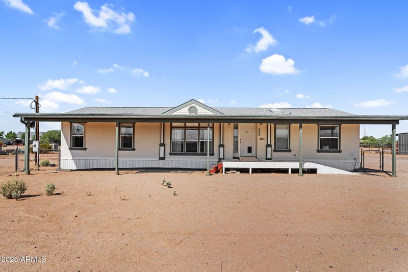 46806 Mckenzie Rd, Mesa, AZ 85212