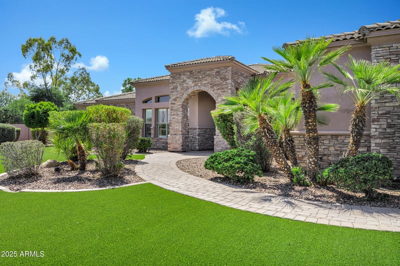 4682 Banning Dr, Gilbert, AZ 85297