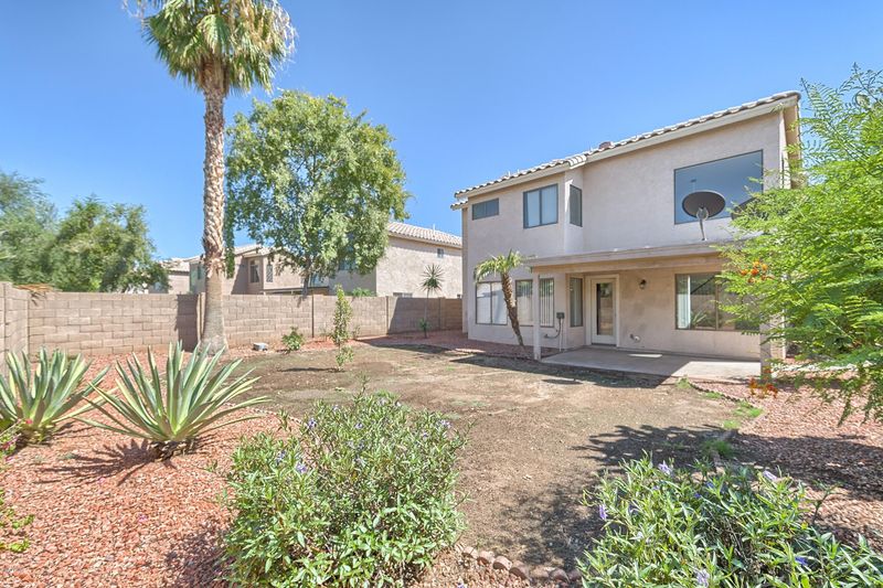 4682 E Lavender Ln, Phoenix, AZ 85044