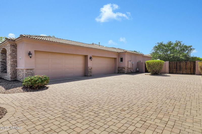 4682 S Banning Dr, Gilbert, AZ 85297