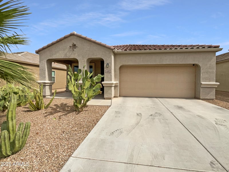 4690 Pearl Rd, San Tan Valley, AZ 85143