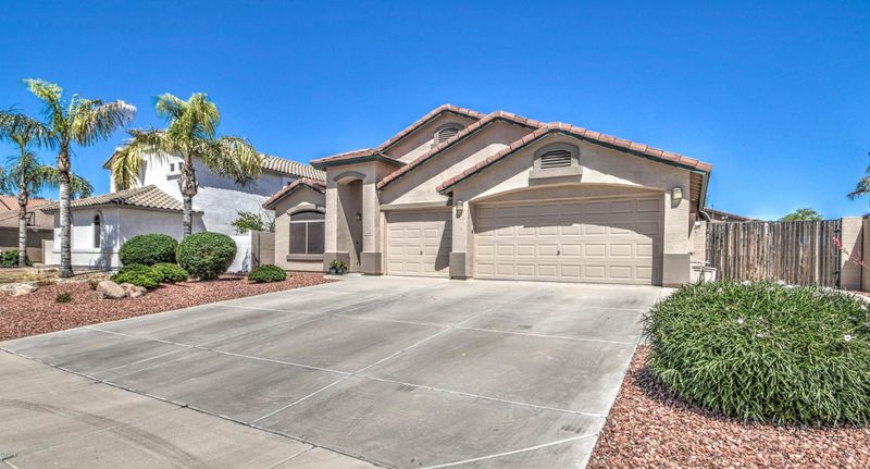 4695 S Joshua Tree Ln, Gilbert, AZ 85297