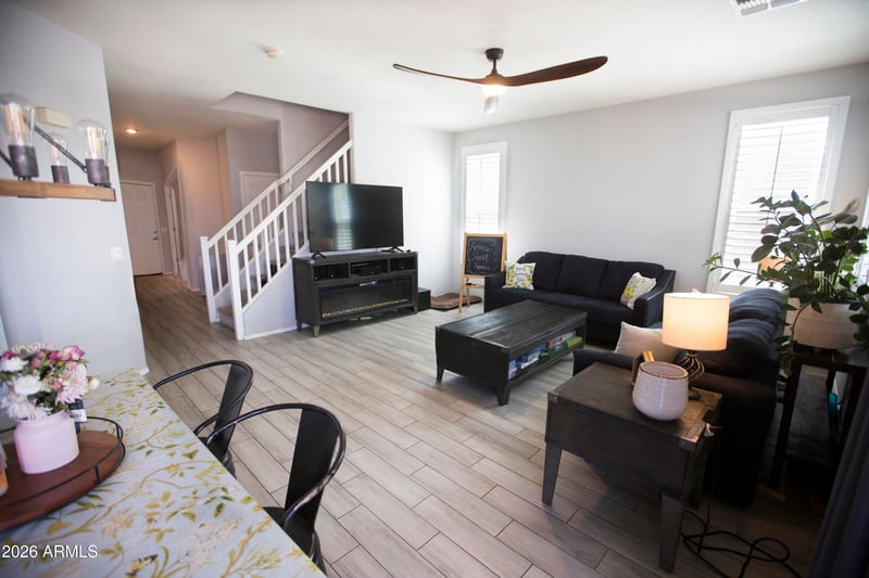 4696 Meadow Lark Way, San Tan Valley, AZ 85140