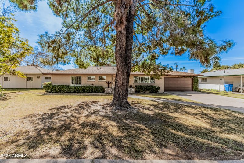 47 E Royal Palm Rd, Phoenix, AZ 85020