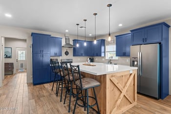 470 Guskin Rd, Morristown, AZ 85342