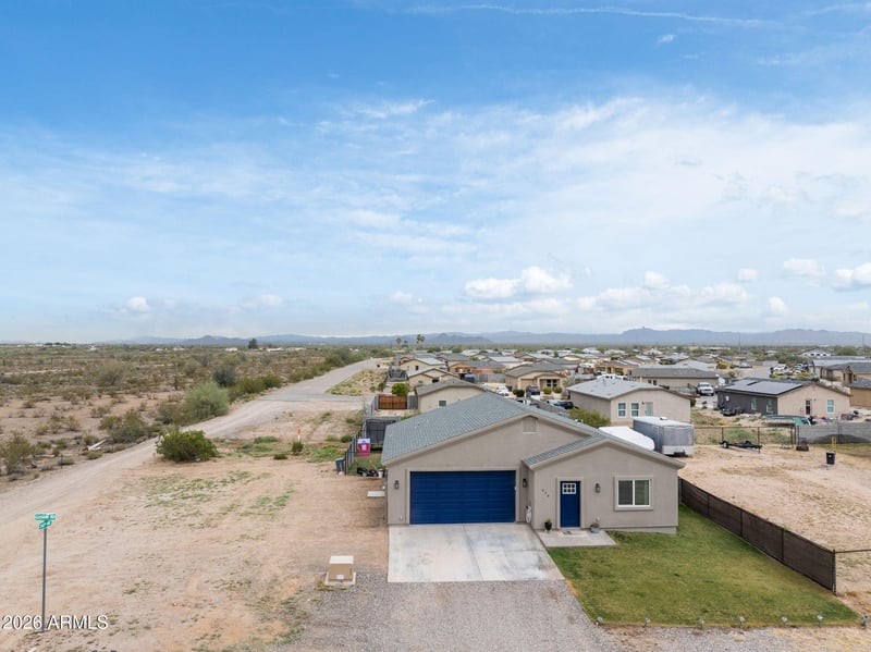 470 Guskin Rd, Morristown, AZ 85342