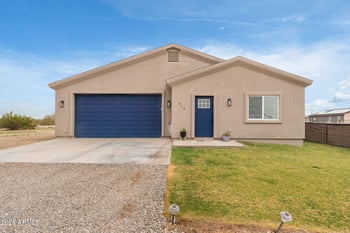 470 Guskin Rd, Morristown, AZ 85342
