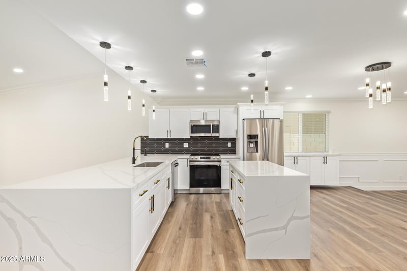 4701 63rd Dr, Phoenix, AZ 85033