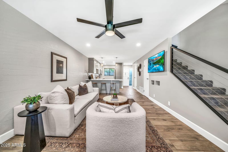4701 68th St #114, Scottsdale, AZ 85251