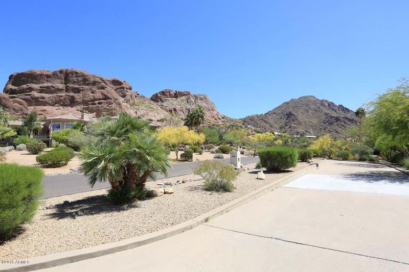 4701 E Rockridge Rd, Phoenix, AZ 85018