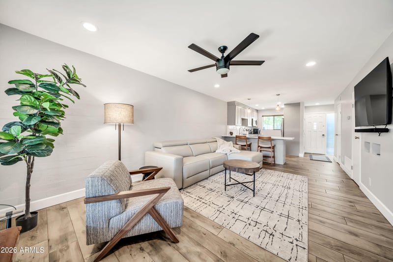 4701 N 68th St #114, Scottsdale, AZ 85251