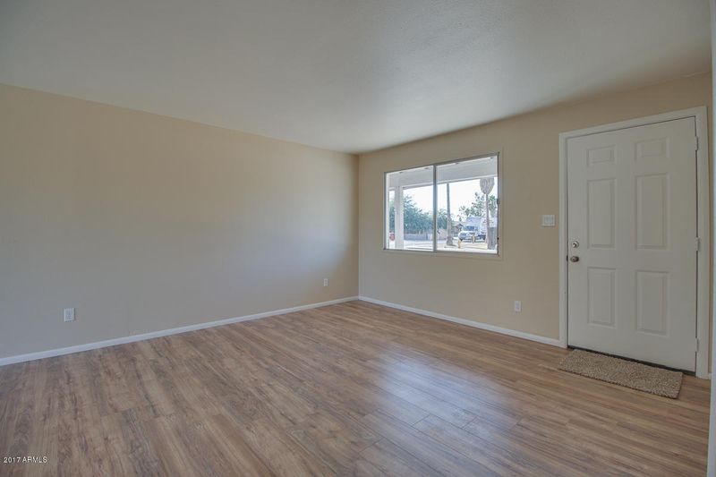 4701 N 79th Dr, Phoenix, AZ 85033