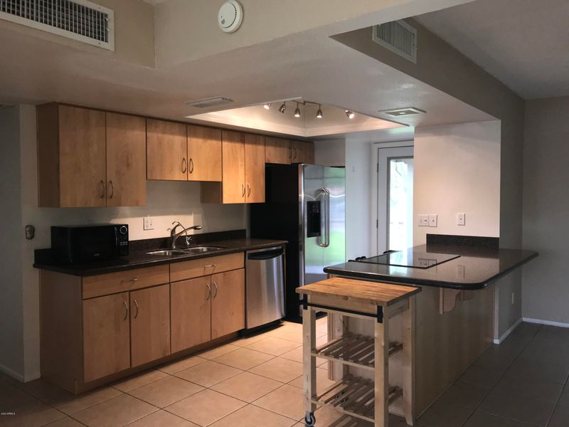 4701 S La Rosa Dr, Tempe, AZ 85282