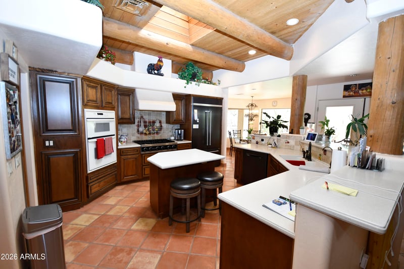 4701 Misty Willow Ln, Glendale, AZ 85310