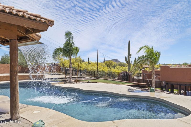 47012 N New River Rd, New River, AZ 85087