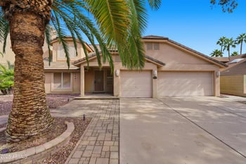 4702 Carmen St, Phoenix, AZ 85044