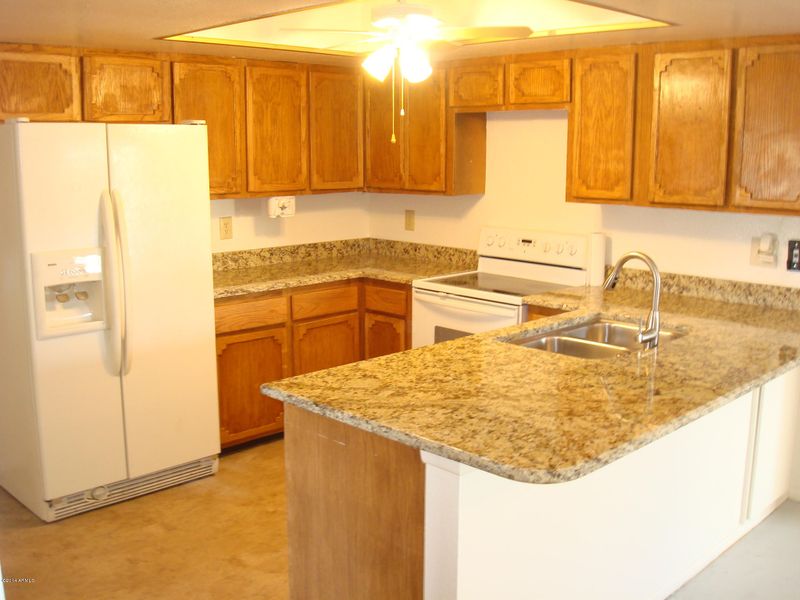 4702 E Ahwatukee Dr, Phoenix, AZ 85044