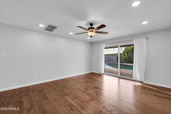 4702 Mckinley St, Phoenix, AZ 85008