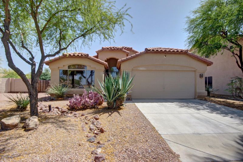 4703 E Cherry Hills Dr, Chandler, AZ 85249