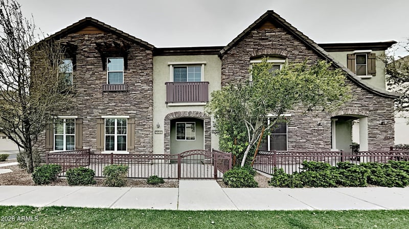 4703 Waterman St #102, Gilbert, AZ 85297