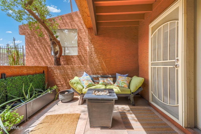 4704 Paradise Village Pw #101, Phoenix, AZ 85032