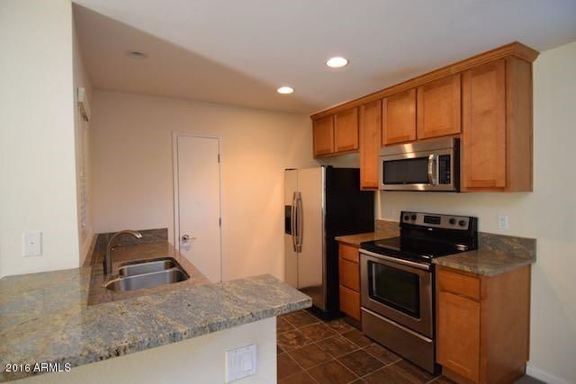 4704 E Paradise Village Pw N #132, Phoenix, AZ 85032