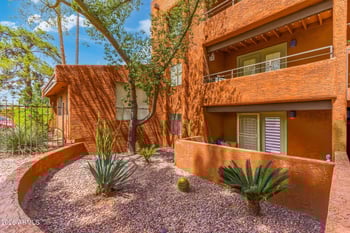 4704 Paradise Village Pw #101, Phoenix, AZ 85032