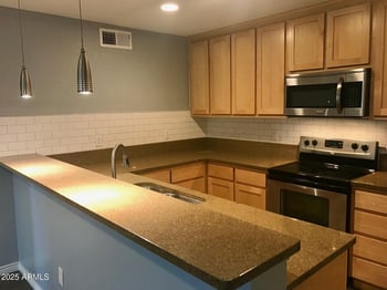 4704 Paradise Village Pw #211, Phoenix, AZ 85032