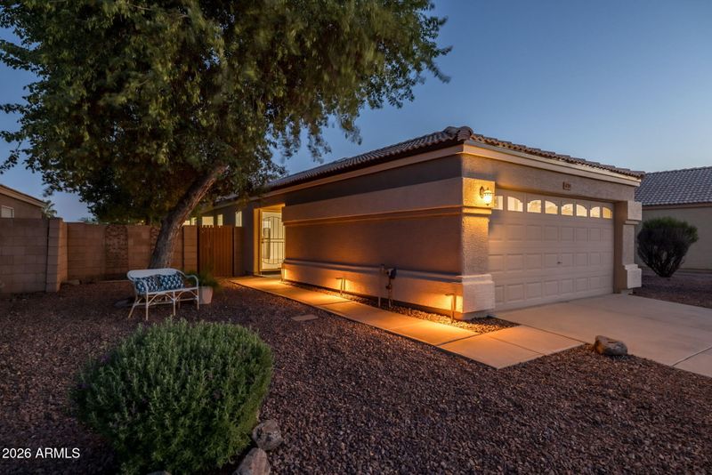 4705 E Desert Wind Dr, Phoenix, AZ 85044