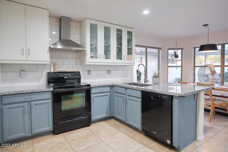 4706 E Mossman Rd, Phoenix, AZ 85050
