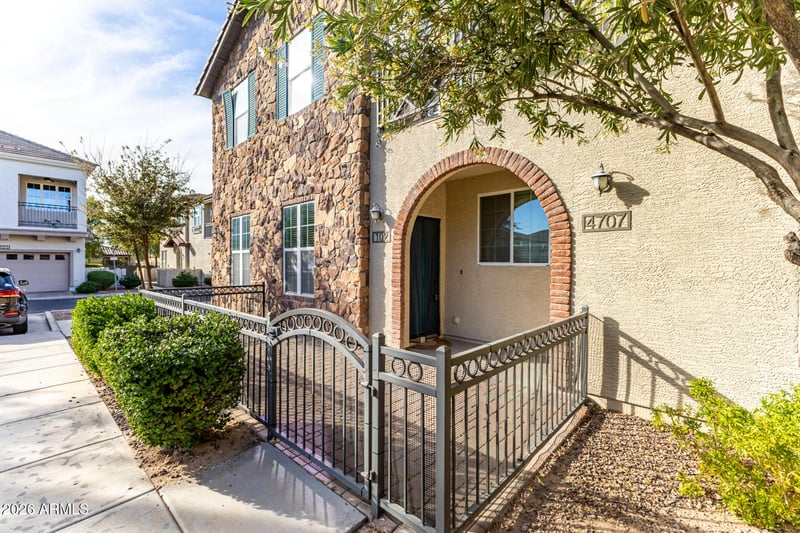 4707 Thunderheart Trl #102, Gilbert, AZ 85297