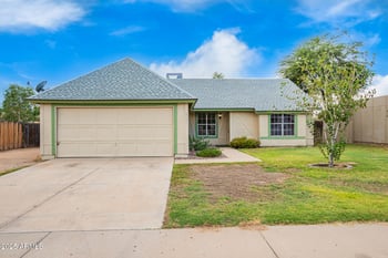 4708 106th Dr, Phoenix, AZ 85037