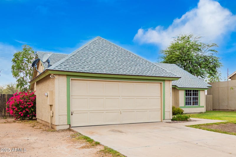4708 106th Dr, Phoenix, AZ 85037