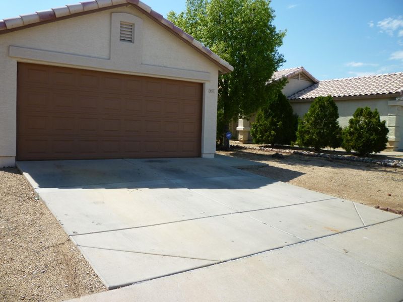 4708 N 84th Ave, Phoenix, AZ 85037