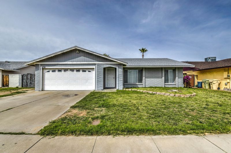4708 W Solano Dr, Glendale, AZ 85301