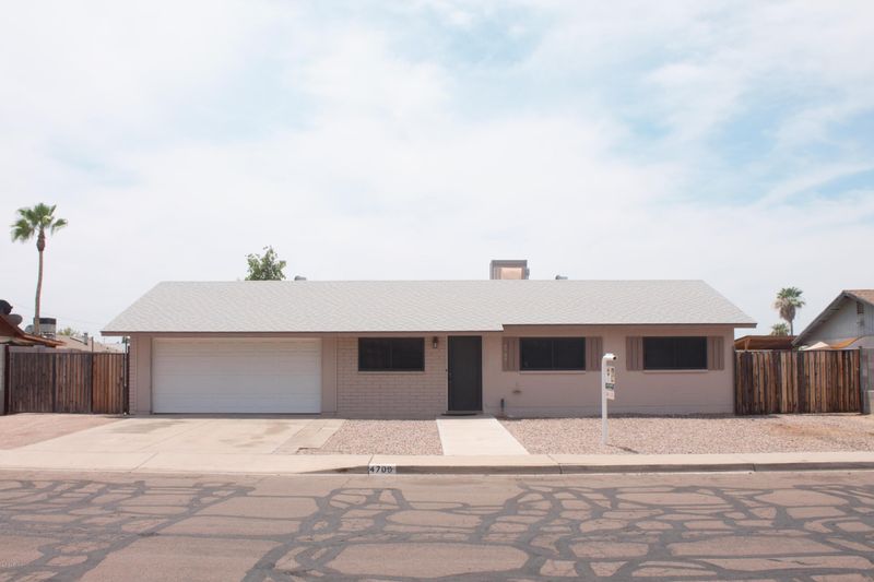 4709 W Aire Libre Ave, Glendale, AZ 85306
